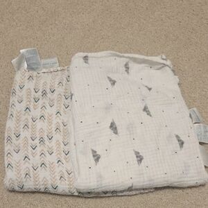 aden + anais Muslin Cotton Swaddles